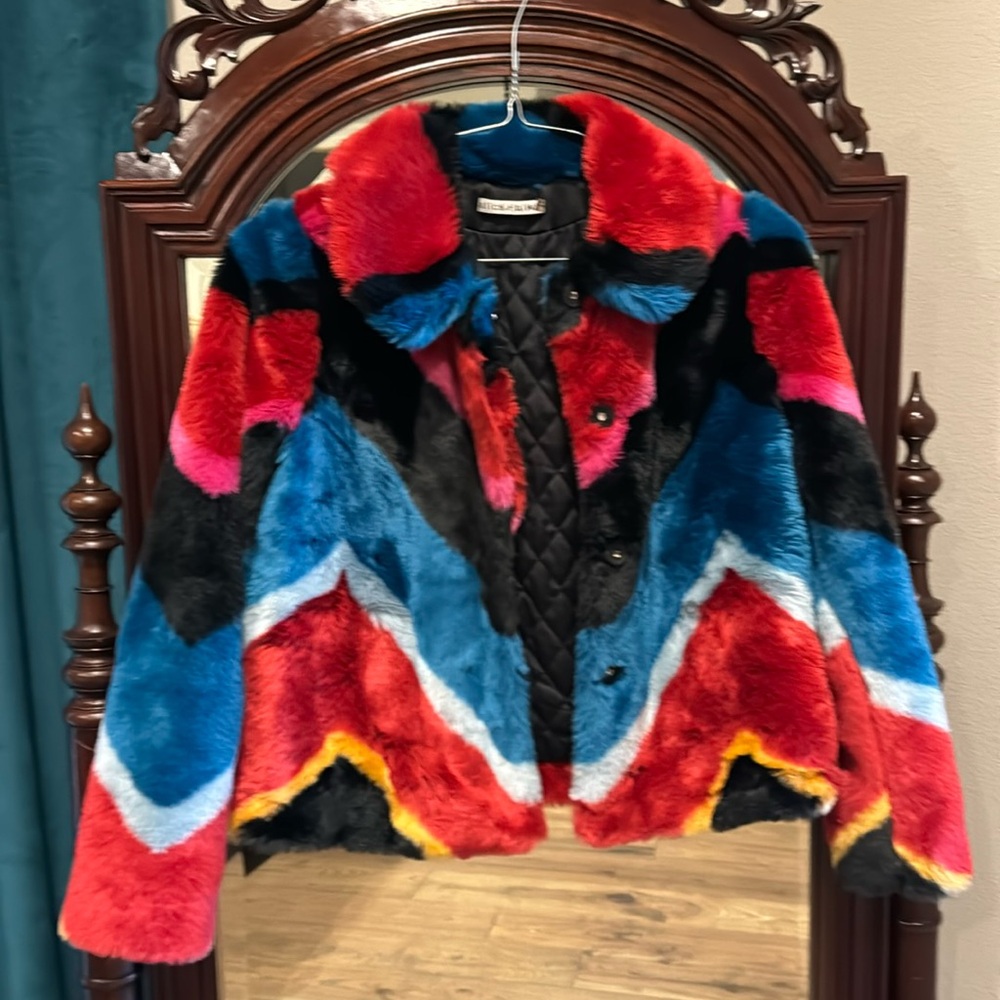 ALICE +OLIVIA FUR JACKET SIZE XS